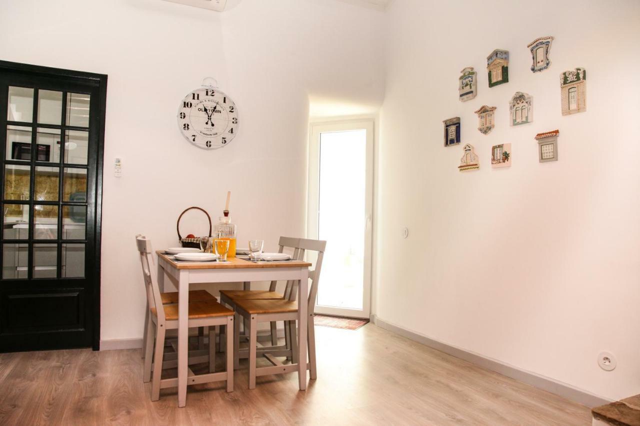 Villa Marques Near Tejo River Cruz Quebrada エクステリア 写真